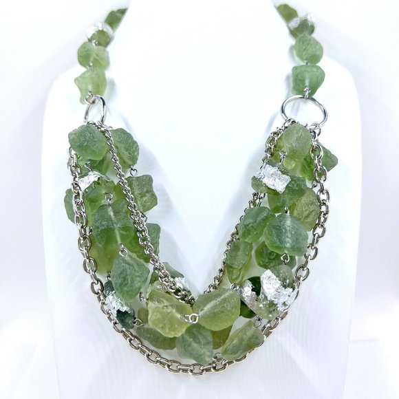 NWOT – Loft – Green Faux Stone Chunky Bib Style Silver Tone 18” Necklace - Picture 1 of 7